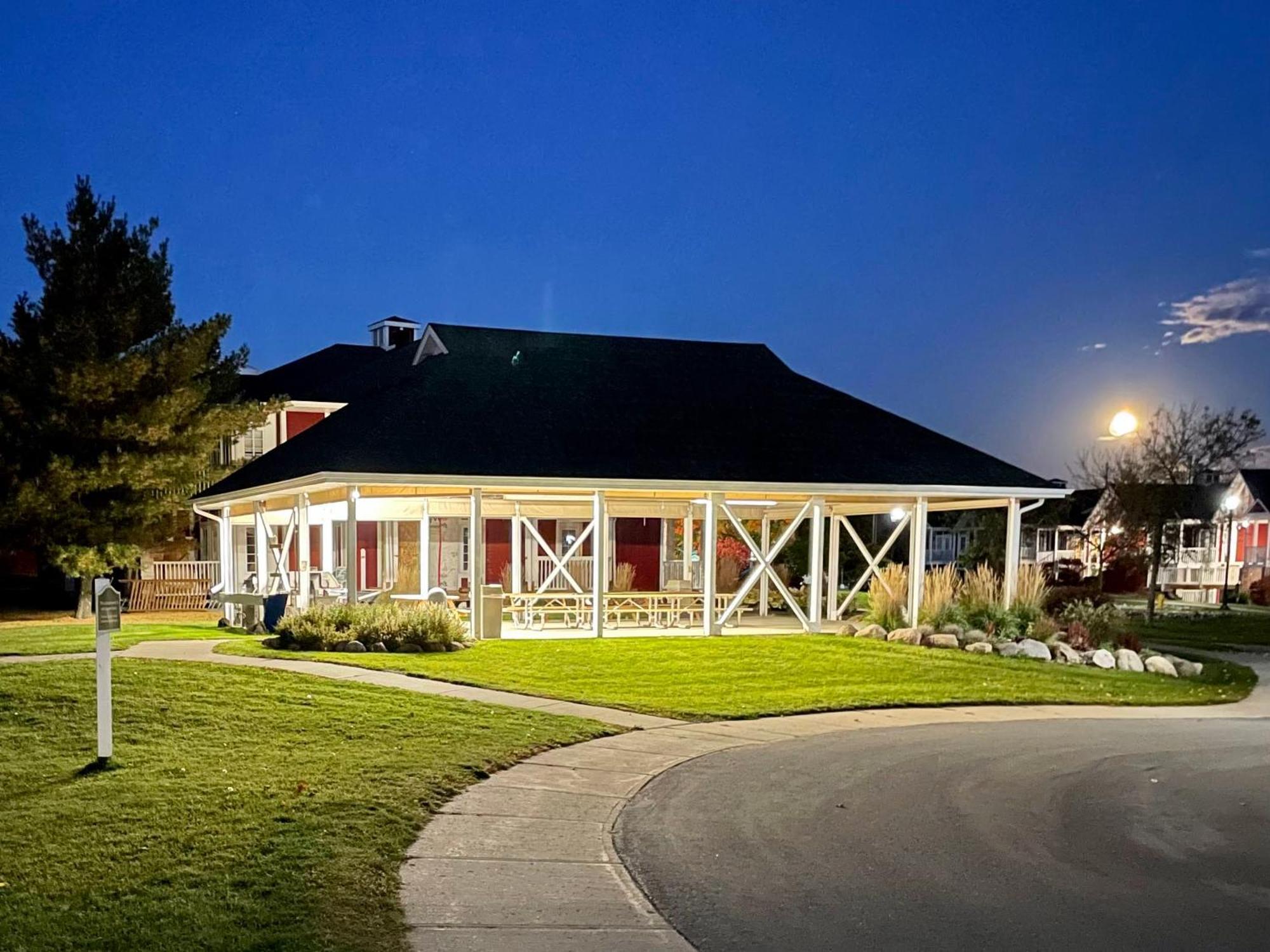 Hillside Haven: Carriage Club Resort Retreat Edgar Exterior foto